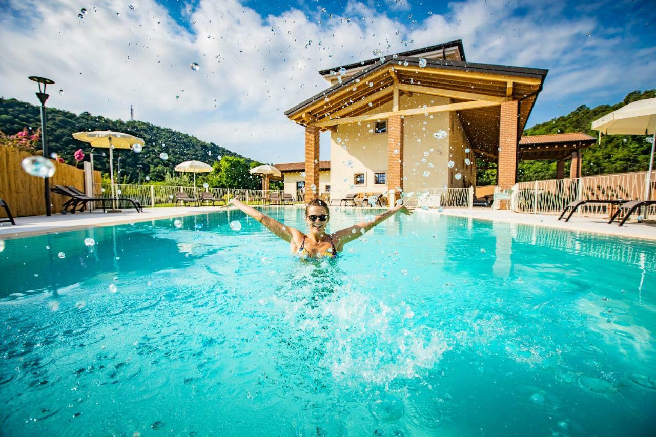 Agriturismo La Pertica 科斯特曼诺 外观 照片